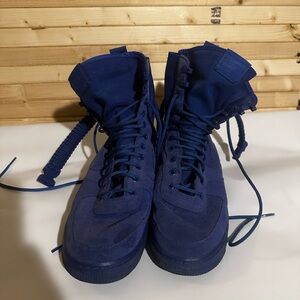 Nike Men's Deep Blue High-Top Sneakers